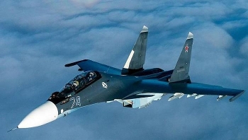 su 30sm cua hai quan nga nem bom chinh xac cac muc tieu o do cao den 2 km