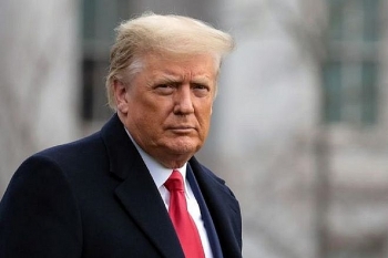 dong minh dinh loat cao buoc be boi tinh ai cuu tong thong trump chon cach im lang