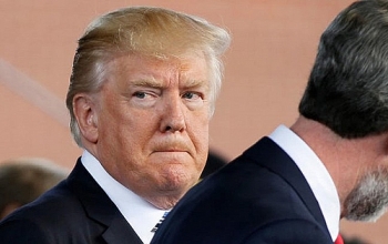 tay chan than can cua cuu tong thong trump doi mat voi nguy co bi tu choi viec lam