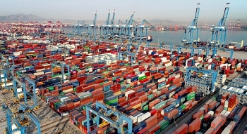 Trung Quốc: Tàu chở 1 triệu thùng dầu bị va chạm khi đang neo đậu tại Thanh Đảo, dầu tràn ra biển