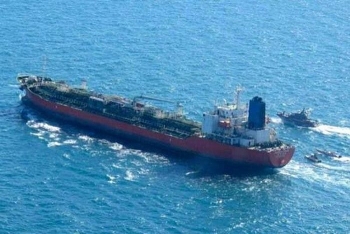 israel bo tay khi hai quan nga bao ve tau cho vu khi cua iran den syria