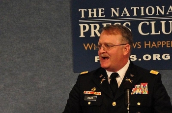 ukraine nen trung lap khong nen tham gia vao lien minh