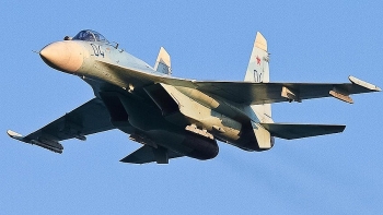 F-35 của NATO không kịp phản ứng khi "chạm trán" Su-27 Nga trên vùng biển Baltic