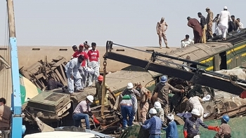 tai nan duong sat nghiem trong o pakistan it nhat 35 nguoi thiet mang