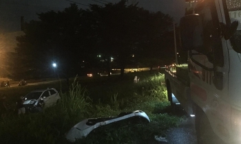 Tin tức tai nạn giao thông sáng 15/8: Chạy 106 Km/h qua vũng nước đọng trên cao tốc Hà Nội – Ninh Bình, ô tô 4 chỗ nát tươm đầu