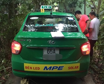 tin tuc phap luat nong nhat trong ngay bi ten cuop siet co giua dem khuya nu tai xe taxi chong tra quyet liet