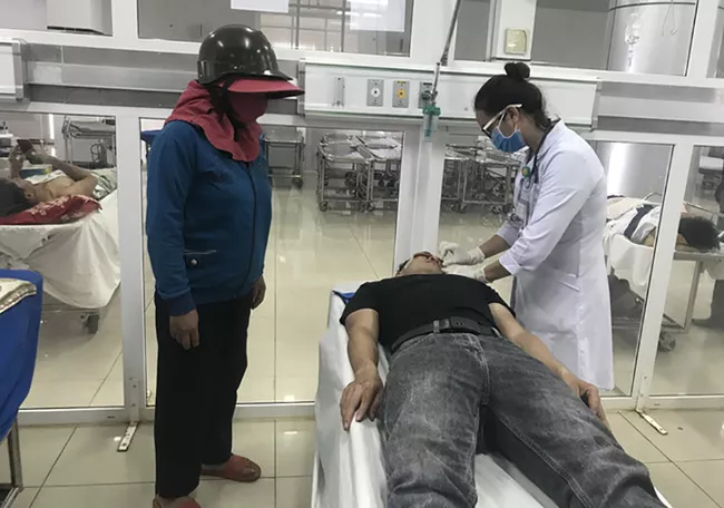 tin tuc phap luat nong nhat trong ngay hai cong an danh nhau den vo xuong ham nghi do mau thuan tien bac