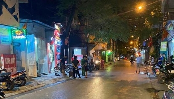 tin tuc phap luat nong nhat trong ngay bi hang xom tat axit chi vi mau thuan tu chuyen dot vang ma