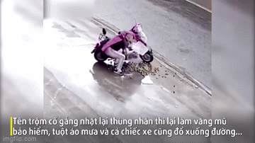 video ten trom co pha quay xe vung ve khien dan mang cuoi bo