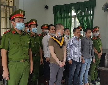 thong tin phap luat trong ngay nan nhan bi danh hoi dong den chet trong nha tam giu