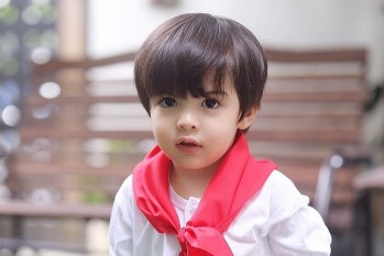 ve dep cuc pham cua quy tu nha my nhan philippines khien fans do guc