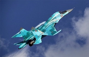 Video: 'Thú mỏ vịt' Su-34 của Nga "nhả" tên lửa như mưa tiêu diệt đối thủ