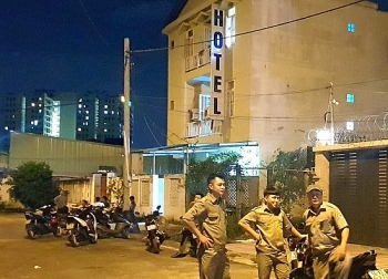 thong tin phap luat sang 3010 mot phu nu bi siet co tu vong cuop tai san trong khach san o sai gon