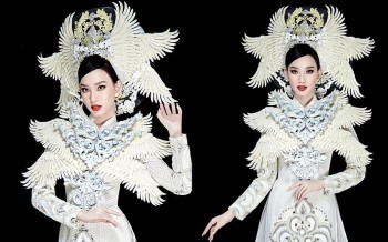can canh trang phuc dan toc cua ai nhi tai miss intercontinental