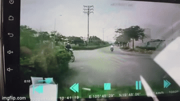 camera giao thong chay nguoc vong xuyen xe may linh hau qua dang dot