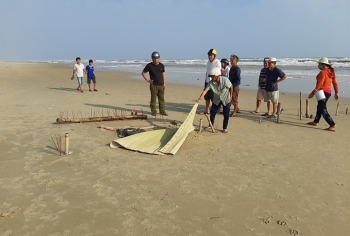 thong tin phap luat chieu 412 ta hoa phat hien thi the khong dau troi dat vao bo bien thua thien hue