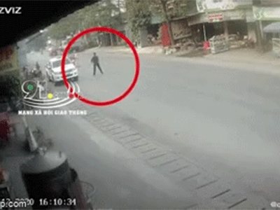 camera giao thong khong chap hanh lenh dung xe doi nam nu tang ga bo chay tong vang chien si cscd