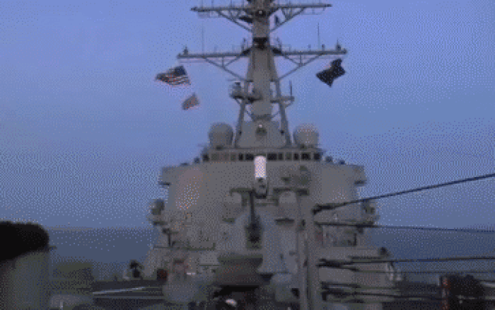 Hải quân Mỹ khoe sức mạnh vô song của phiên bản “siêu sát thủ” huyền thoại Tomahawk
