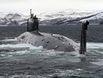 Tàu ngầm hạt nhân Nga bắn tên lửa hành trình vào mục tiêu trên Biển Trắng