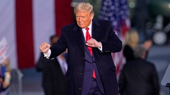 nguoi ung ho se to chuc le nham chuc cho trump cung ngay tuyen the cua ong biden