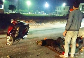 Tai nạn giao thông sáng 24/12: Nữ sinh tử vong trên đường tới trường