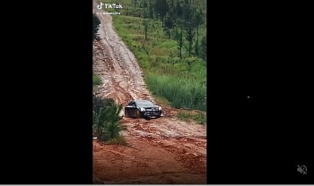 'Ngựa hoang' Mercedes GLC thể hiện khả năng Off-Road khó tin