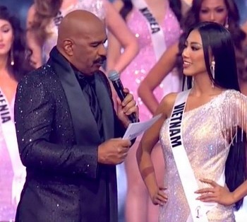 kim duyen dung chan o top 16 hoa hau hoan vu 2021 khe p la i gia c mo