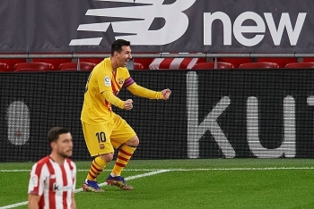 Messi lập cú đúp đưa Barcelona vào top 3 La Liga