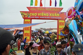 nam dinh thong bao dung to chuc phien cho vieng 2021