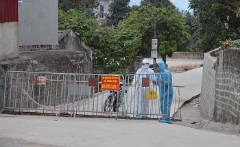 hai duong truy tim nguoi tham du 3 dam cuoi co nguoi mac covid 19