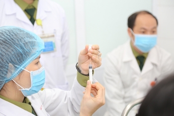 sang nay tiem thu vac xin ngua covid 19 giai doan 2 tai ha noi va long an