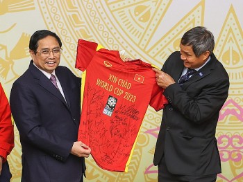 Thủ tướng Phạm Minh Chính tuyên dương đội tuyển bóng đá nữ Việt Nam