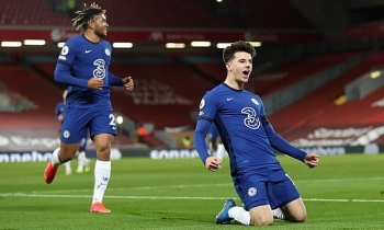 lich thi dau vong 37 ngoai hang anh 202021 dai chien top 4 liverpool nin tho