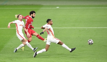 Kết quả Liverpool vs Leipzig: Salah tỏa sáng, The Kop vào tứ kết cúp C1
