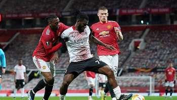 truc tiep ac milan vs mu 03h00 ngay 193 tren kenh nao