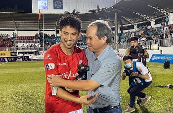 bau duc dong vien lee nguyen sau khi hagl huy duyet tphcm