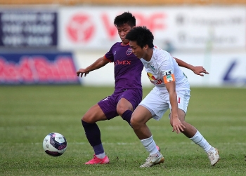 lich thi dau vong 13 v league 2021 hagl hanh quan den vung dat du