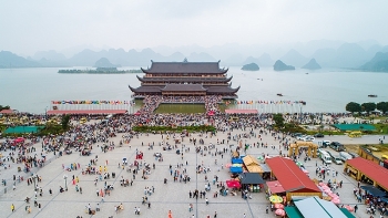 truy vet nguoi den chua tam chuc lien quan den ca covid 19 o hai duong