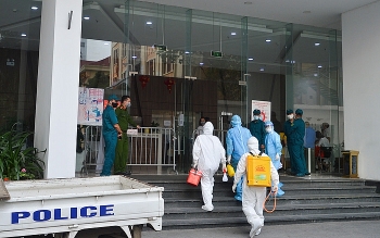 ha noi ghi nhan them mot ca mac covid 19 la f1 cua vo giam doc hacinco