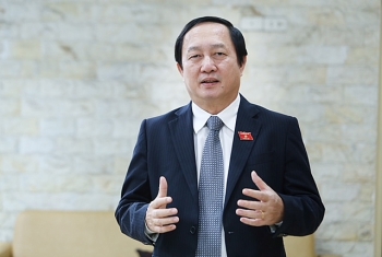 tri thuc se o mai trong thap nga neu khong duoc ung dung trong xa hoi