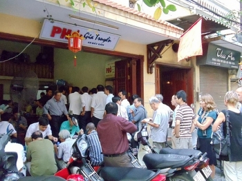 ha noi yeu cau xu ly nghiem cac vi pham phong chong dich covid 19