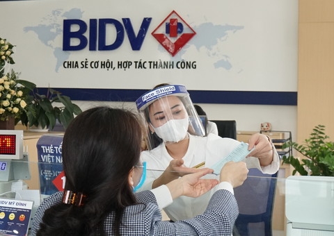 BIDV duy trì hoạt động ổn định, hỗ trợ khách hàng và cộng đồng ứng phó đại dịch Covid-19
