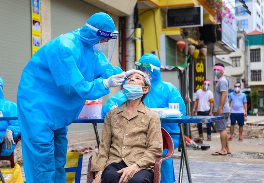 trua 298 ha noi them 51 truong hop duong tinh sars cov 2