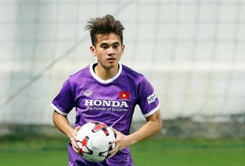 hlv park hang seo trieu tap hau ve thay the duy manh de dau voi australia