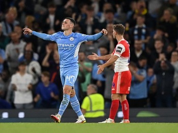 Kết quả bóng đá Cúp Liên đoàn Anh ngày 22/9: Man City trút giận lên đội bóng 'tý hon'