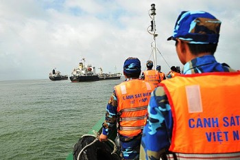 Bộ Tư lệnh Vùng Cảnh sát biển 4 tổ chức rút kinh nghiệm công tác phòng chống IUU