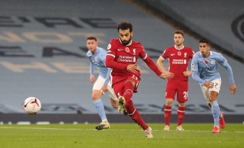 bang xep hang ngoai hang anh nha ngay 911 liverpool mat ngoi so 1 mu van lan sau