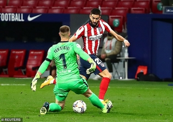 bang xep hang bong da tay ban nha la liga ngay 2211 thang barca atletico len so 1