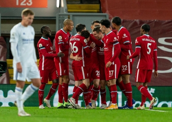 bang xep hang ngoai hang anh nha ngay 2311 liverpool dung sau tottenham mu xuong thu 10