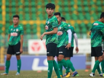 Tin tức bóng đá Việt Nam ngày 20/12: Phan Thanh Hậu lần đầu tiết lộ lý do rời HAGL